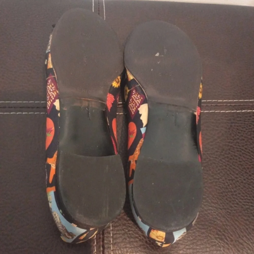 Salvatore Ferragamo flats